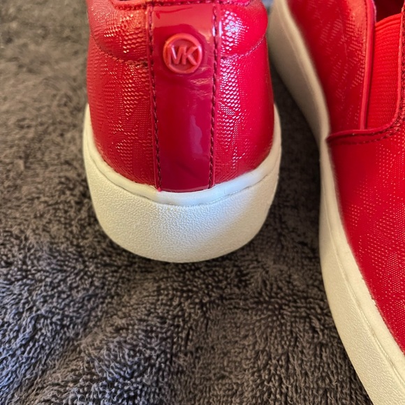 Michael Kors Slip On - Picture 3 of 3